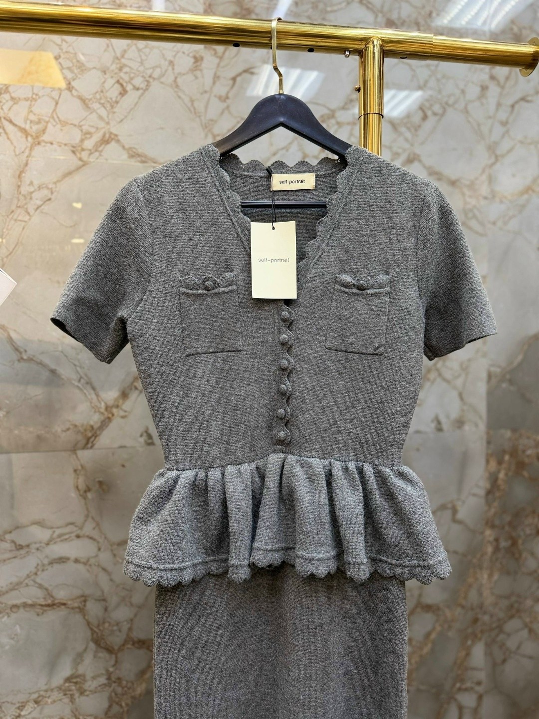 костюм с юбкой,женский костюм с юбкой,женский костюм,костюм с баской,трикотажные костюмы