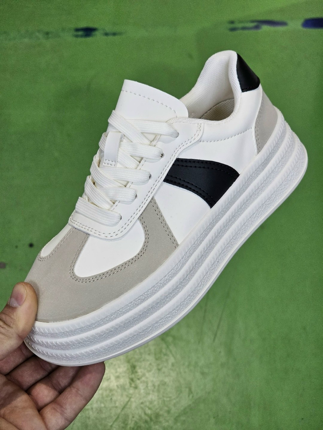 ,кроссовки женскиe,черные кроссовки,кроссовки новинки,кроссовки кеды