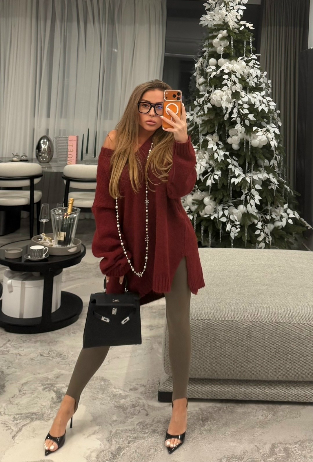 стильные наряды,женские костюмы,солнцезащитные очки balenciaga,анастасия