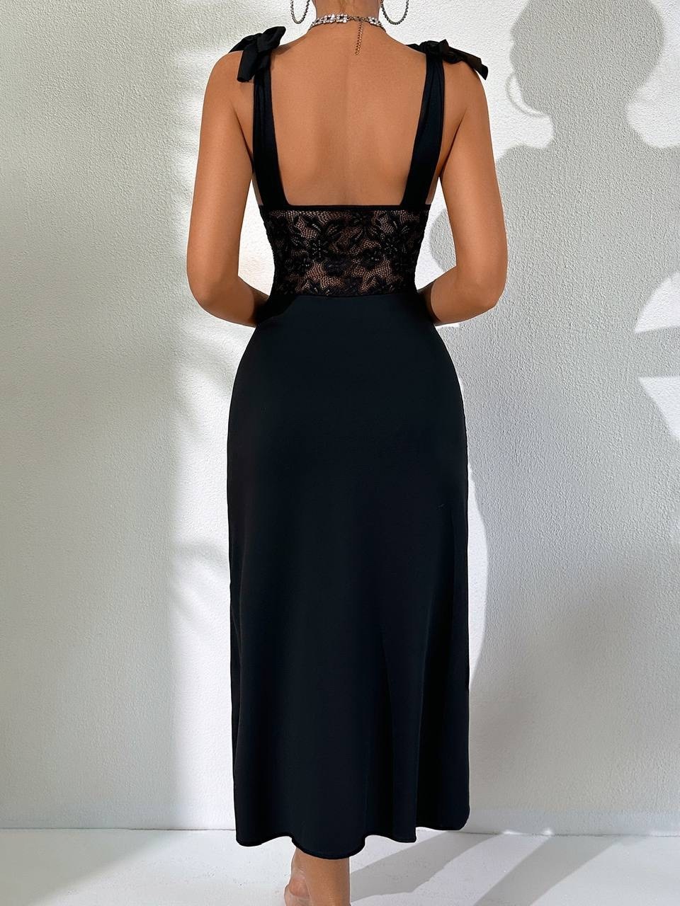 платье с высоким разрезом,платье на бретелях,платье на бретельках,вечернее платье на бретелях,вечернее платье с разрезом