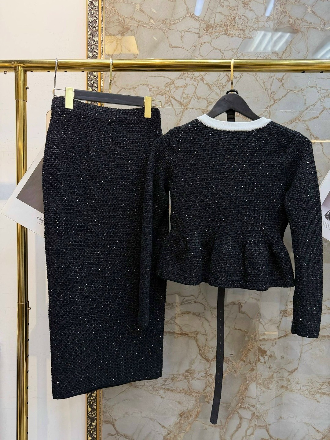 женский твидовый комплект из двух предметов,женский короткий твидовый костюм с юбкой insozkdg,женский твидовый костюм из двух предметов,твидовый костюм женский в стиле шанель,костюм с юбкой