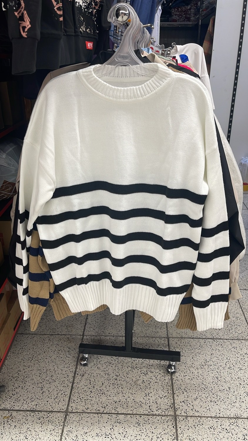 свитер женский,свитер,женская кофта,женский трикотажный свитер в полоску,вязаные свитера