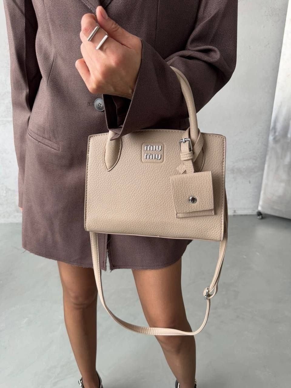 женская сумка,сумки,сумка стильная,сумка тоут,сумка miu miu через плечо