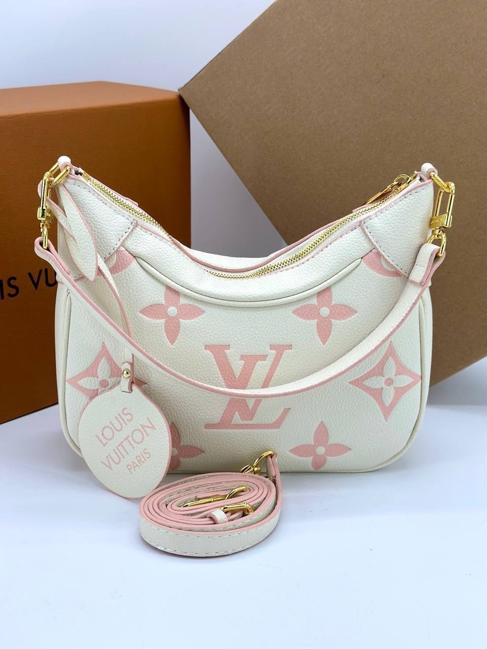 сумка женская louis vuitton,louis vuitton сумка на плечо,луи виттон сумка,белая сумка луи виттон,сумкa louis vuitton