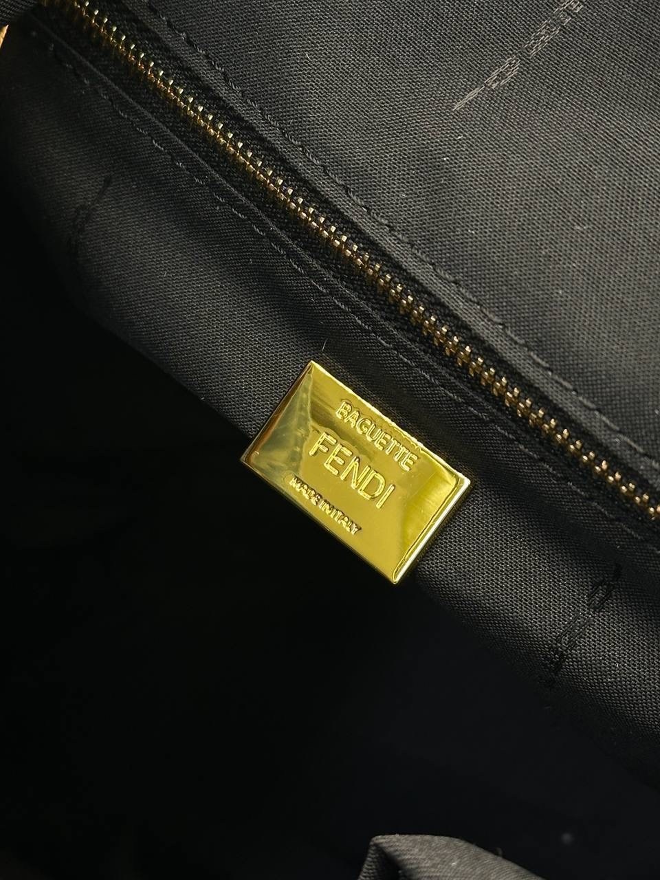 рюкзак fendi,fendi рюкзак fendi,cумка fendi,fendi сумка на плечо,рюкзак женский fendi