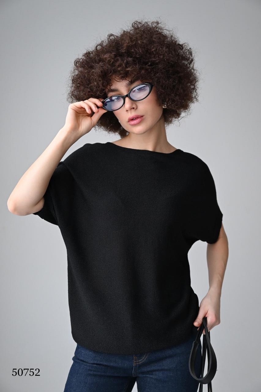 модная кофта,джемпер,кофта офисная,базовая женская футболка,джемпер легкий