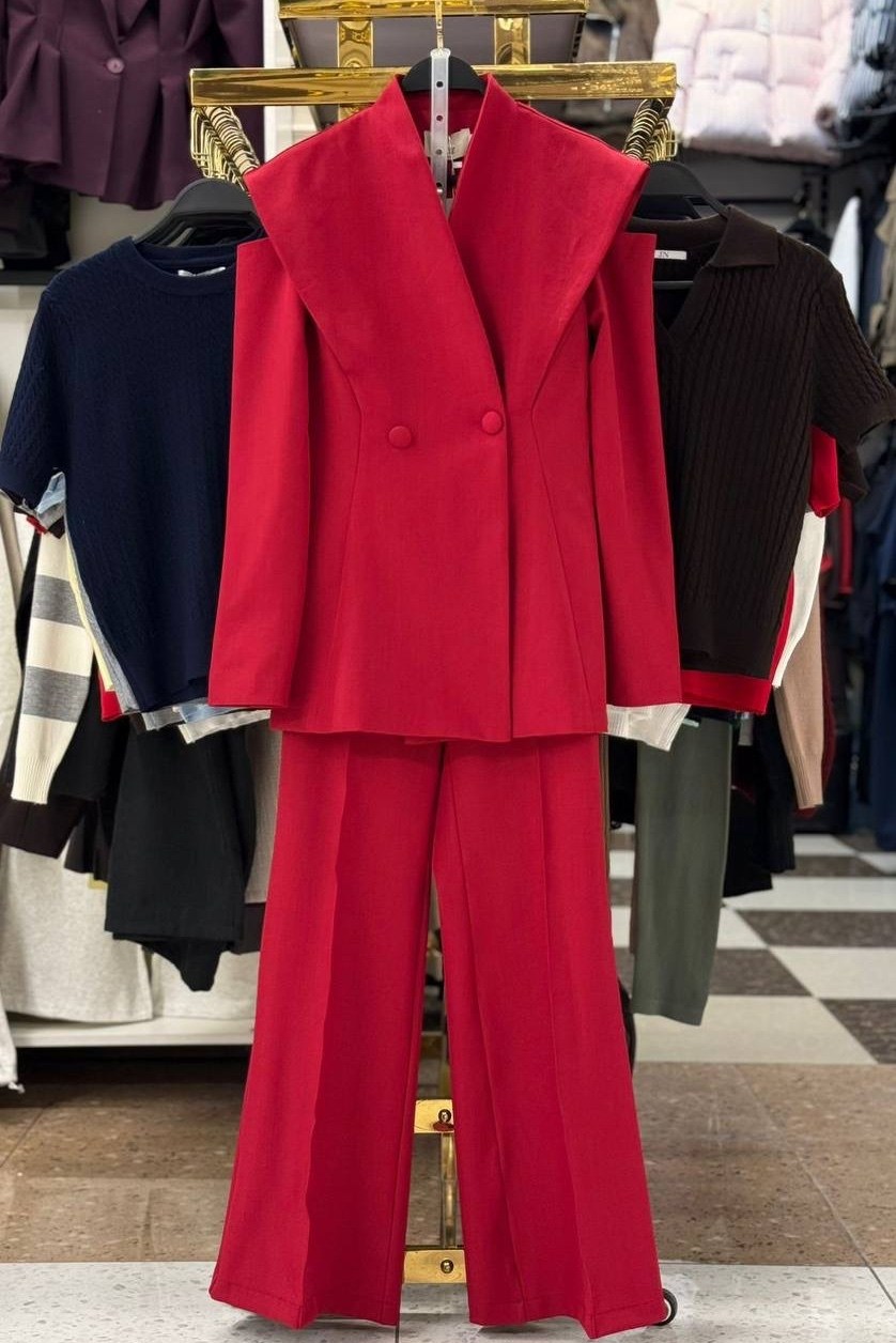 брючный костюм,женский брючный костюм,брючный костюм женский безко,костюм женский с брюками палаццо,образ с брючным костюмом