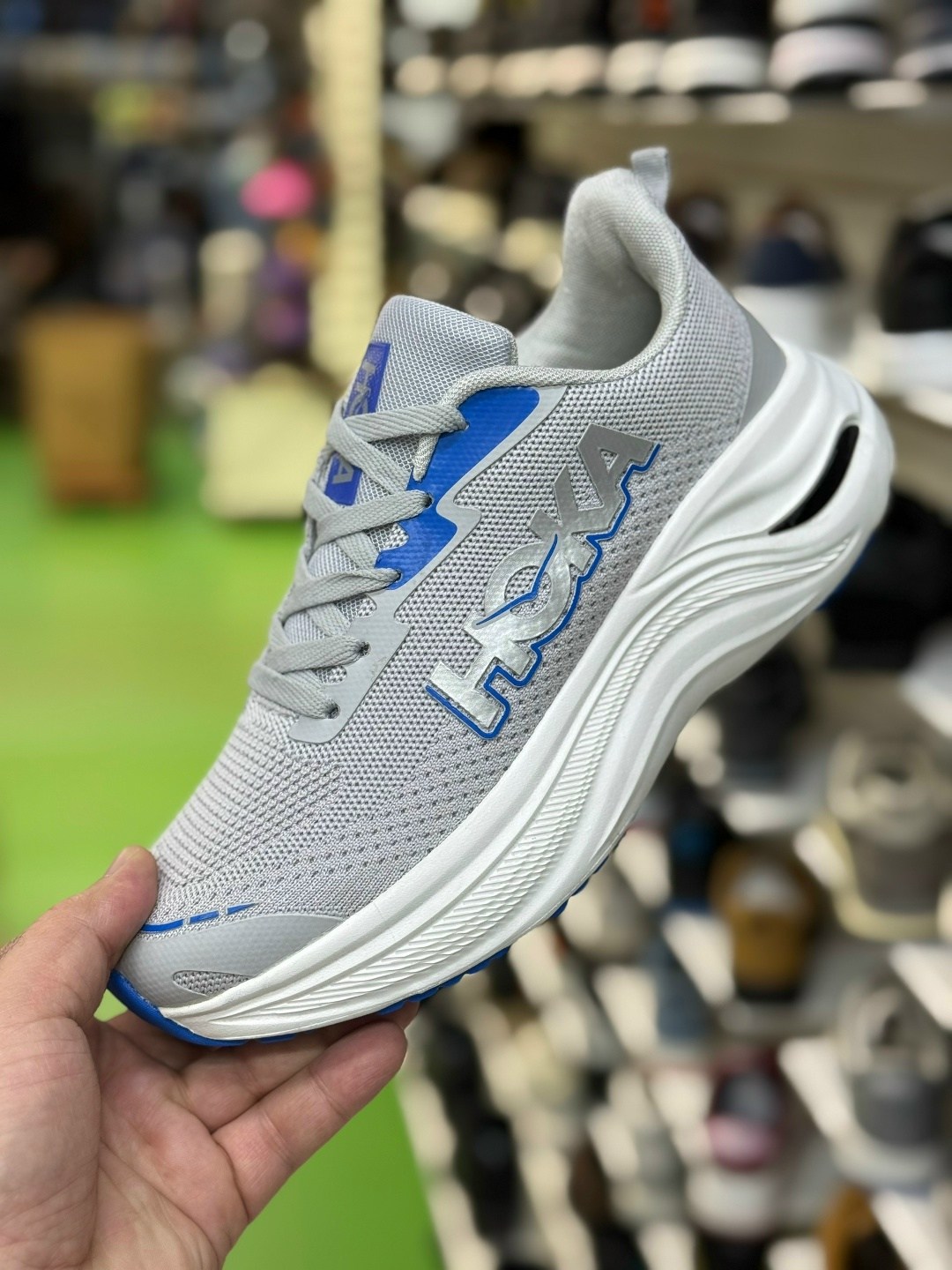 кроссовки,повседневные кроссовки,спортивная ,кроссовка,спортивные кроссовки