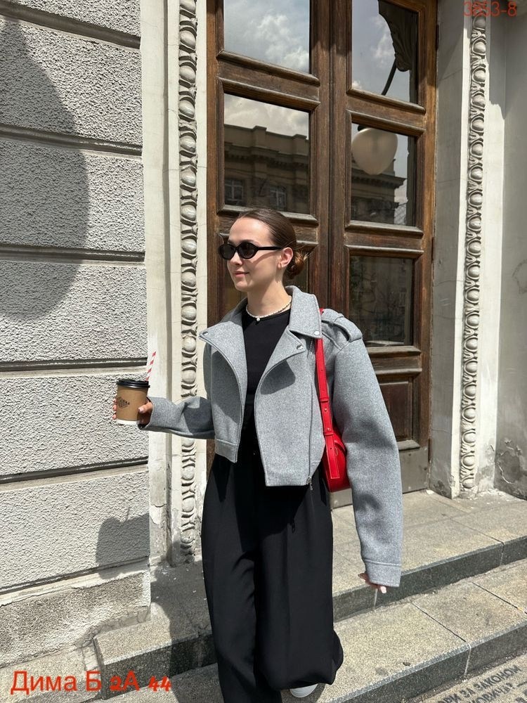 косуха куртка укороченная оверсайз из ткани цвет светло-серый,куртка косуха,куртка косуха женская,женская косуха,женская куртка