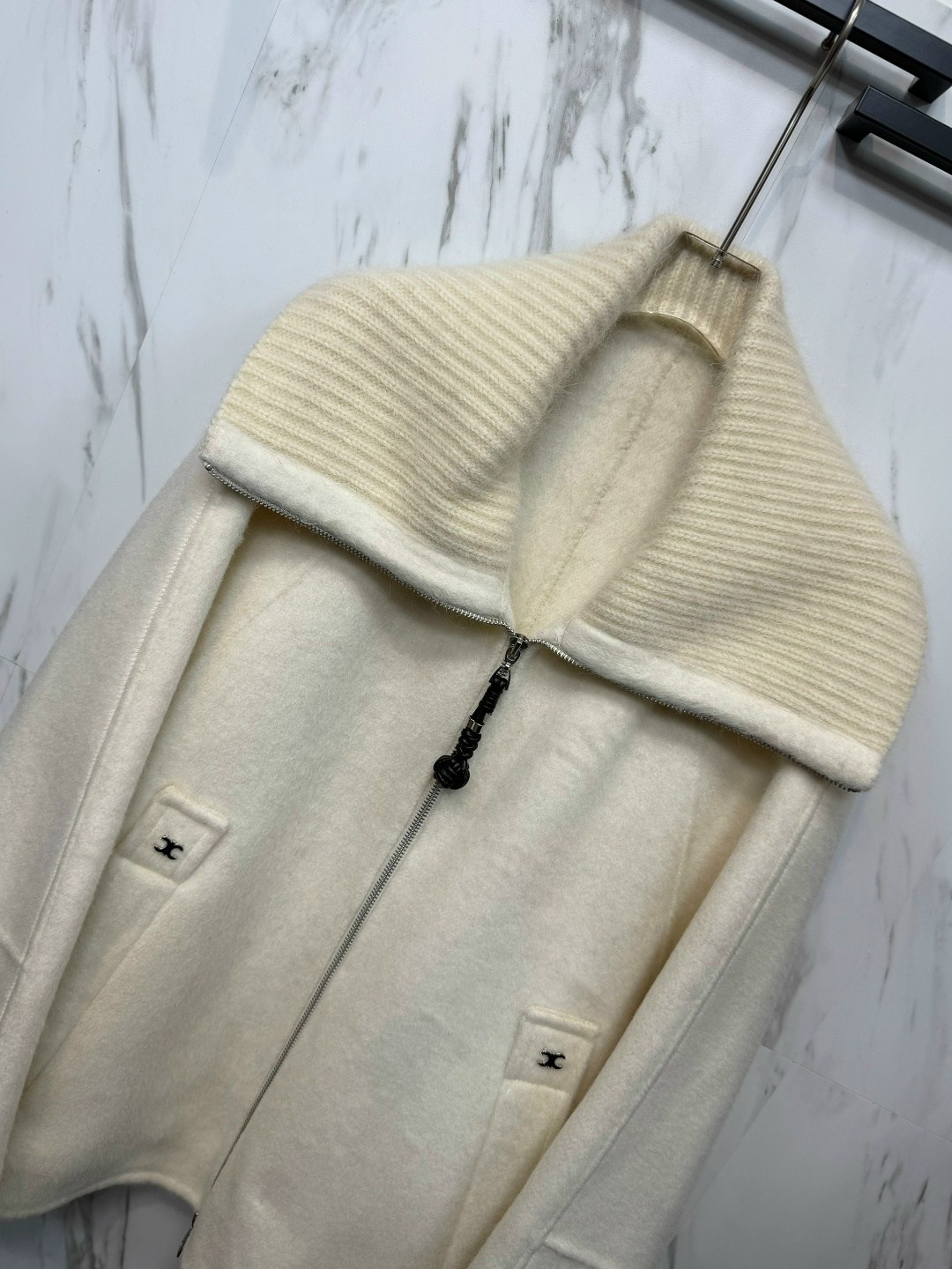 серый бомбер из шерсти женский,куртка бомбер оверсайз весенний шерстяной manly,куртка короткая кашемировая,куртка из кашемира,теплое пальто