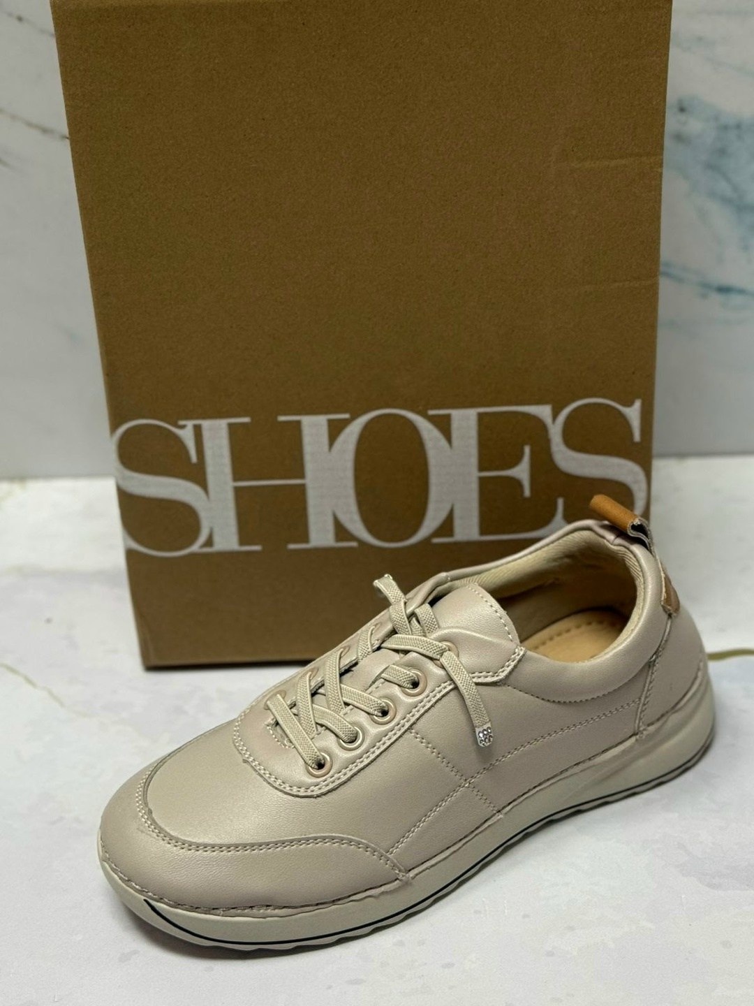 ,обуви,женская ,полуботинки женские,мегатоп женские кроссовки