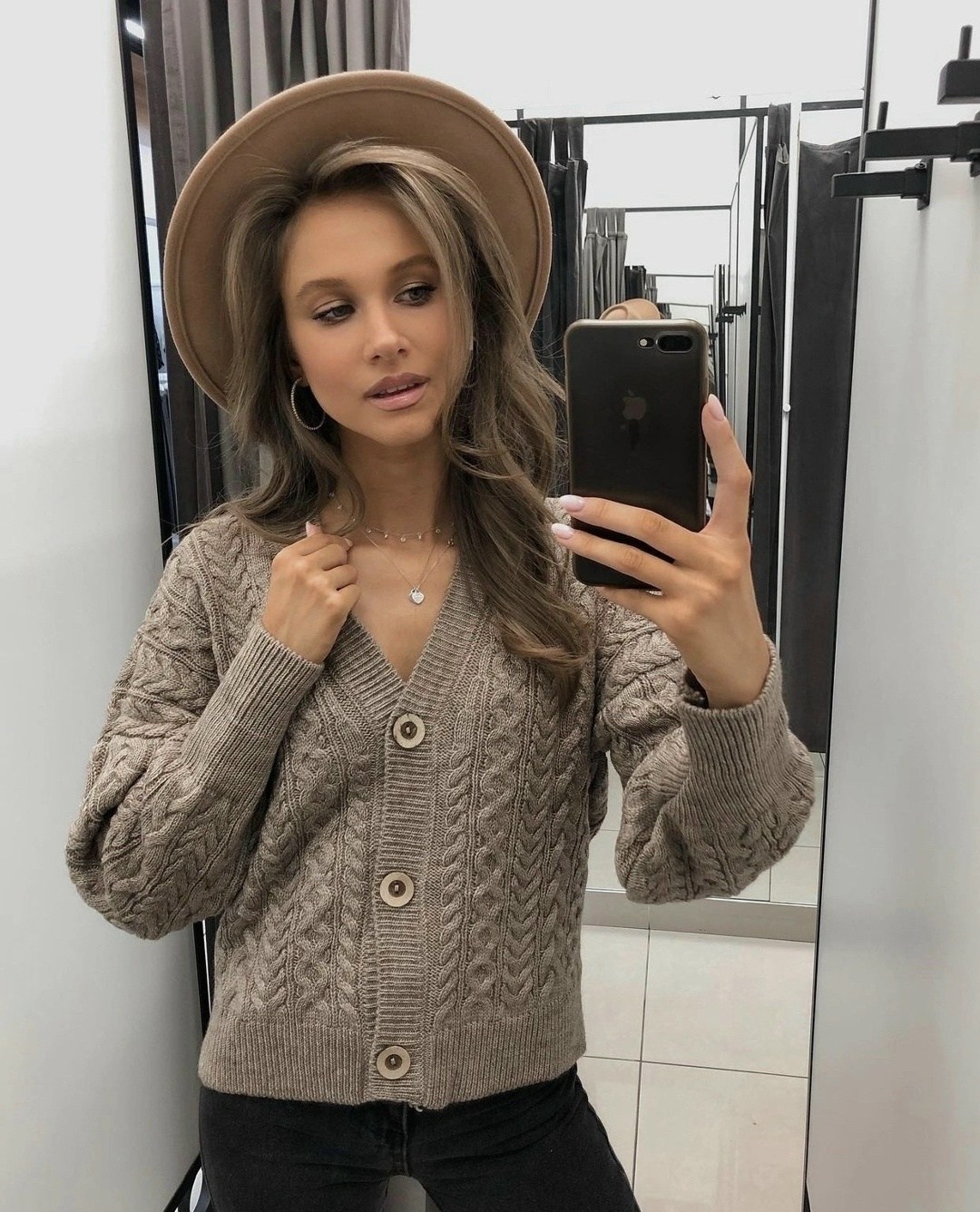 кофты женские на пуговицах вязанные спицами,вязаный кардиган,кардиган вязаный женский,кардиган женский вязаный на пуговицах,кардиган konfitop