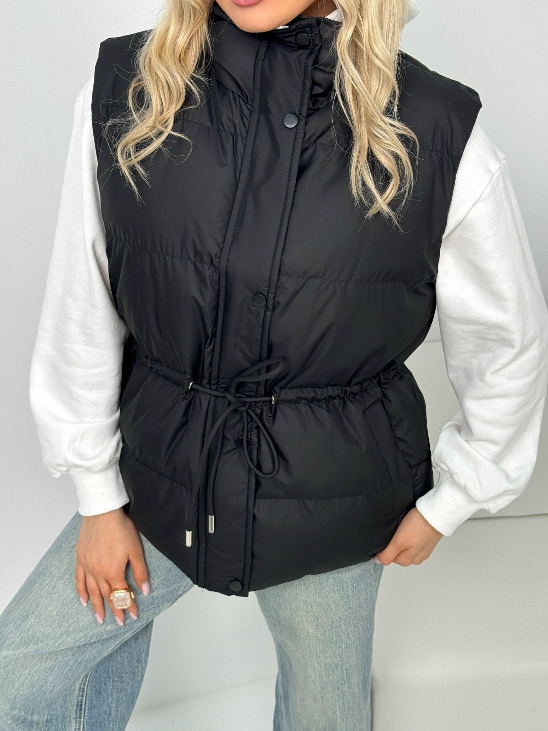 женская жилетка,жилет демисезонный,жилет теплый,жилеты,жилет на синтепоне