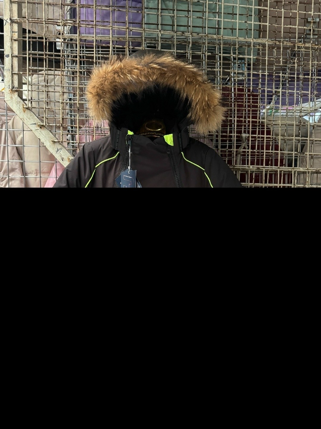 парка с мехом,мех енота,мужская парка с капюшоном, пальто с натуральным мехом енота,меховая опушка на капюшон из натурального меха енот 80 см,меховая парка