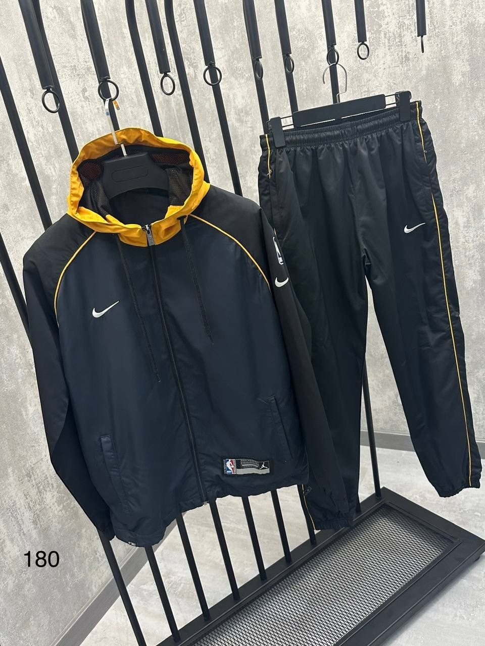 спортивный костюм nike,спортивный костюм мужской nike,спортивный костюм мужской nike swoosh,спортивный костюм найк,спортивный костюм