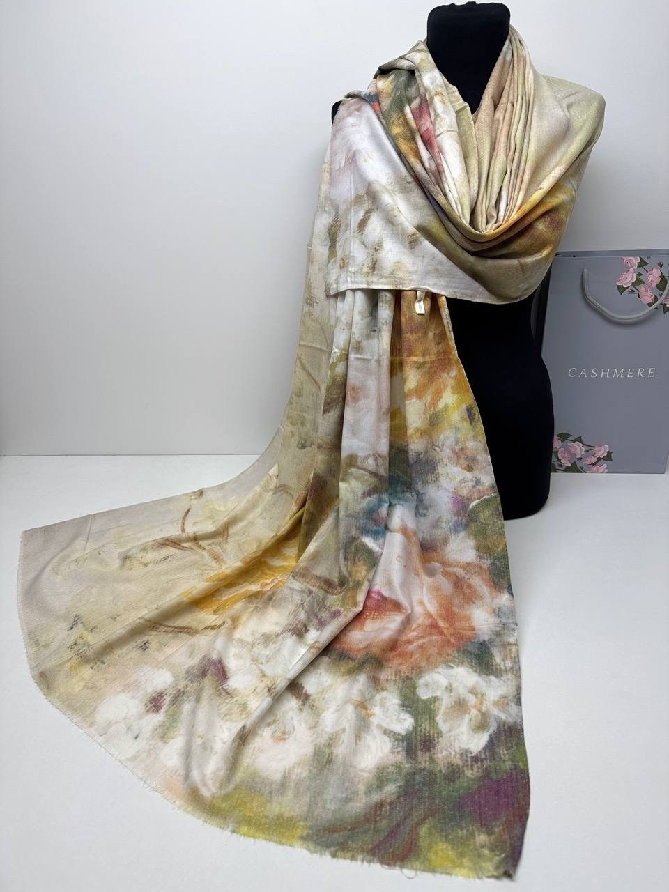 палантин женский,палантин женский летний,палантин женский с цветочным принтом 180*80 см арт 1139530,палантин женский с цветочным принтом,шарфы и платки