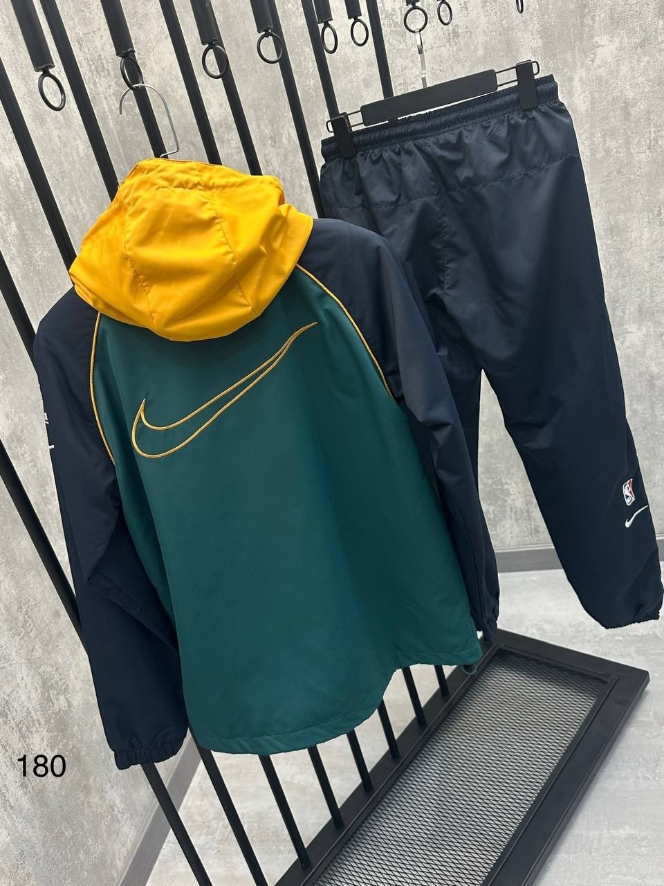 спортивный костюм nike,спортивный костюм мужской nike,спортивный костюм мужской nike swoosh,спортивный костюм найк,спортивный костюм