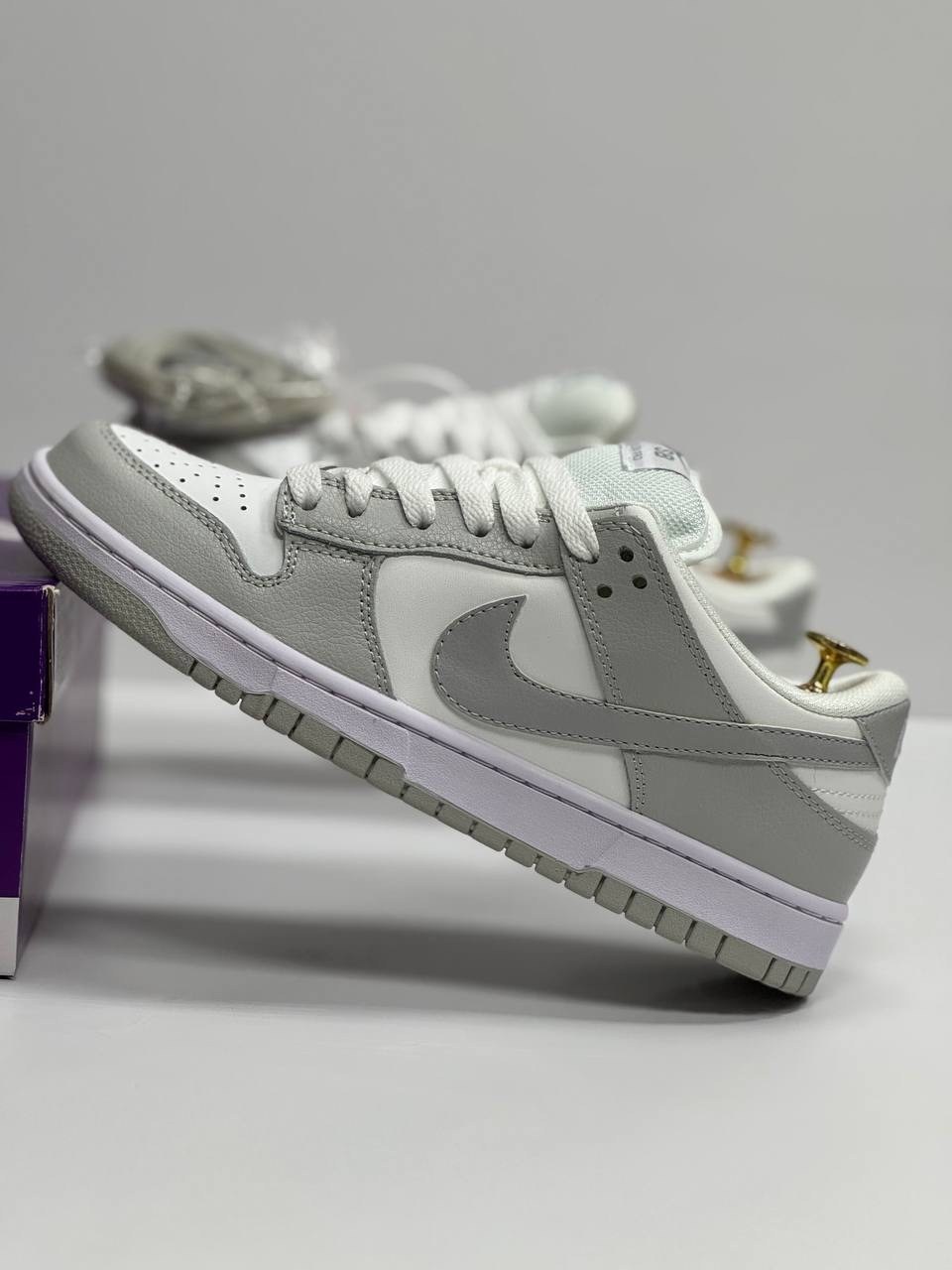 кроссовки nike sb dunk low gray,кроссовки nike dunk sb low,кроссовки nike dunk low grey fog,кроссовки nike dunk low,nike dunk low white grey