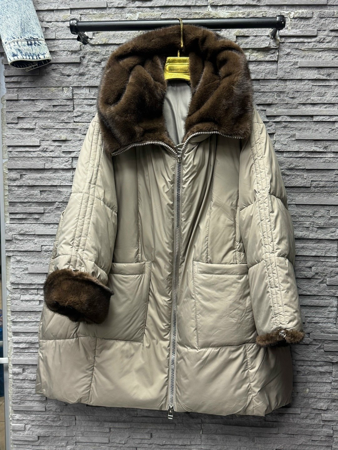 куртка shetti 2168 капучино,куртка с отделкой из норки kibria store,зимняя куртка с экомехом shetti 2168 капучино бежевый размер 50-60,зимняя куртка,зимняя куртка с экомехом shetti 2168 капучино