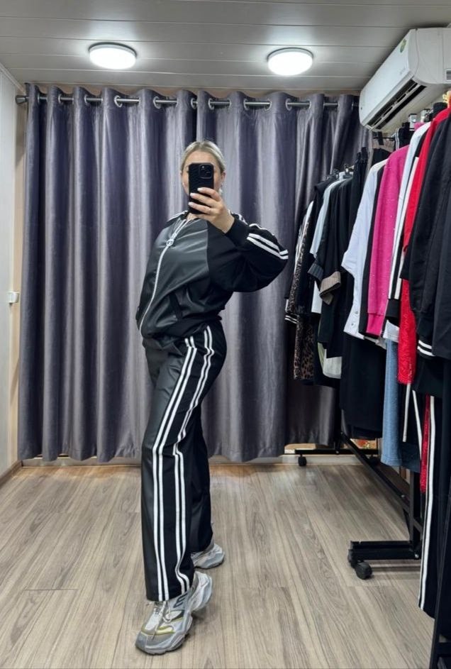 костюм спортивный женский,костюм повседневный спортивный,женский спортивный костюм из двух предметов,спортивный костюм из двух предметов,атласный спортивный костюм