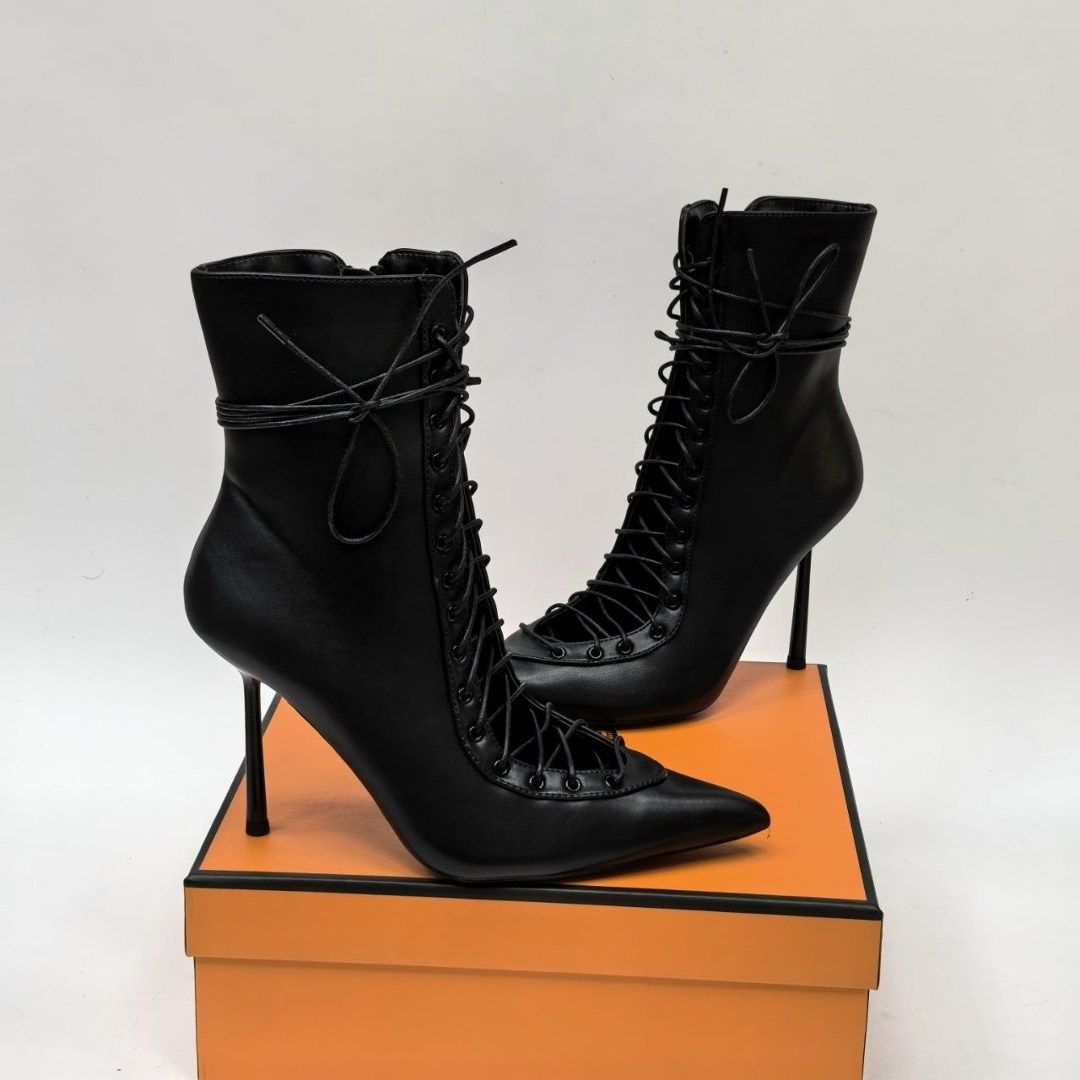 ,черные кожаные ботильоны jimmy choo,ботильоны женские,женские сапоги,ботильоны