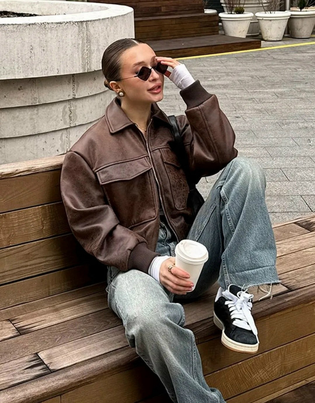 куртка бомбер из экокожи,кожаная куртка бомбер,женская кожаная куртка,бомбер женский из качественной экокожи,кожаная куртка бомбер женская