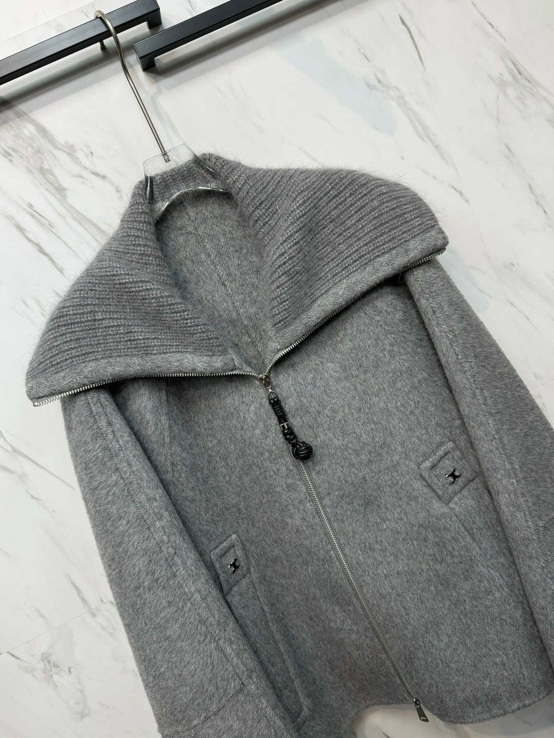 серый бомбер из шерсти женский,куртка бомбер оверсайз весенний шерстяной manly,куртка короткая кашемировая,куртка из кашемира,теплое пальто