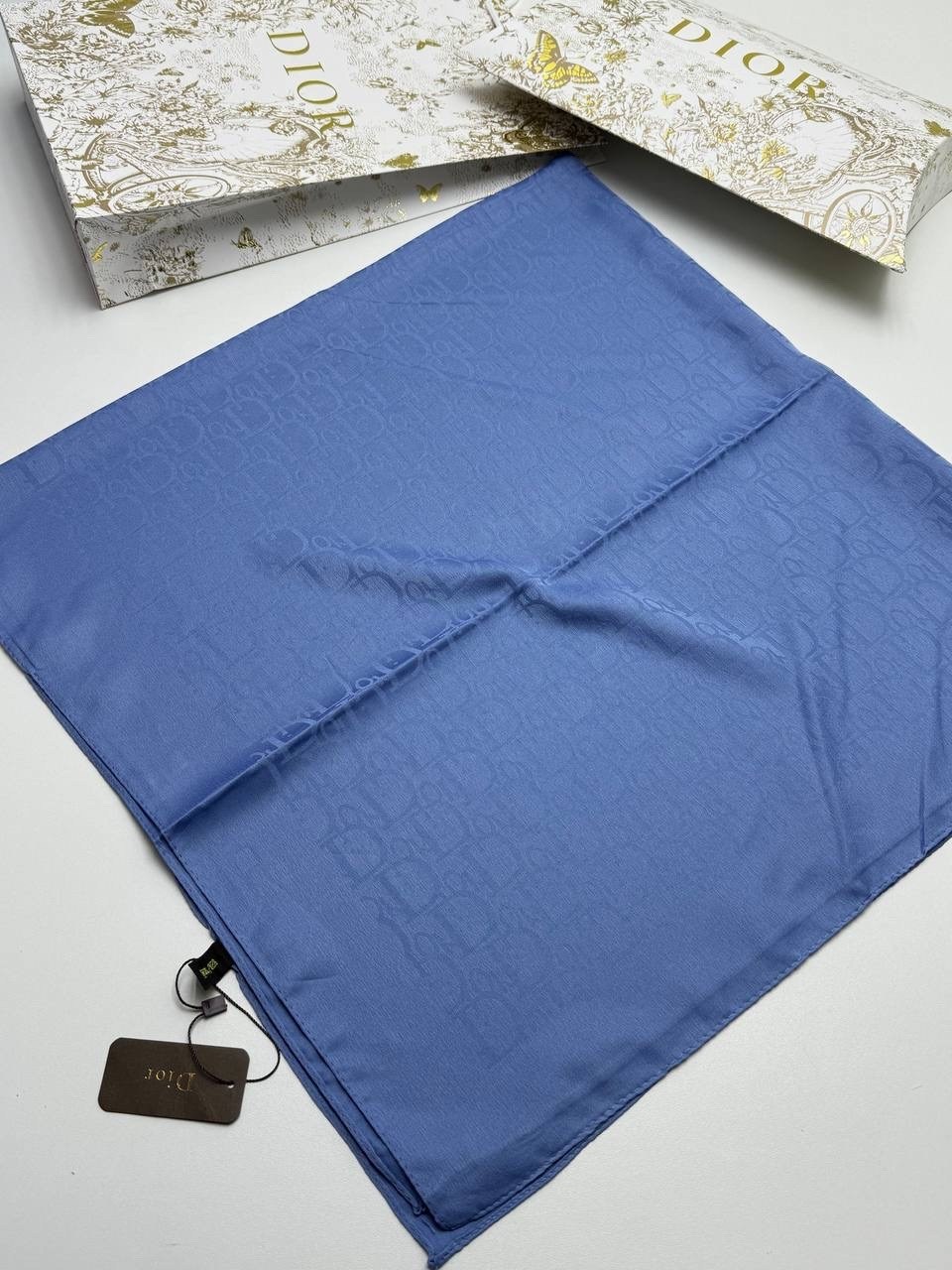 платки диор,шарфы диор женские,платки шарф,палантин женские,платок карманный