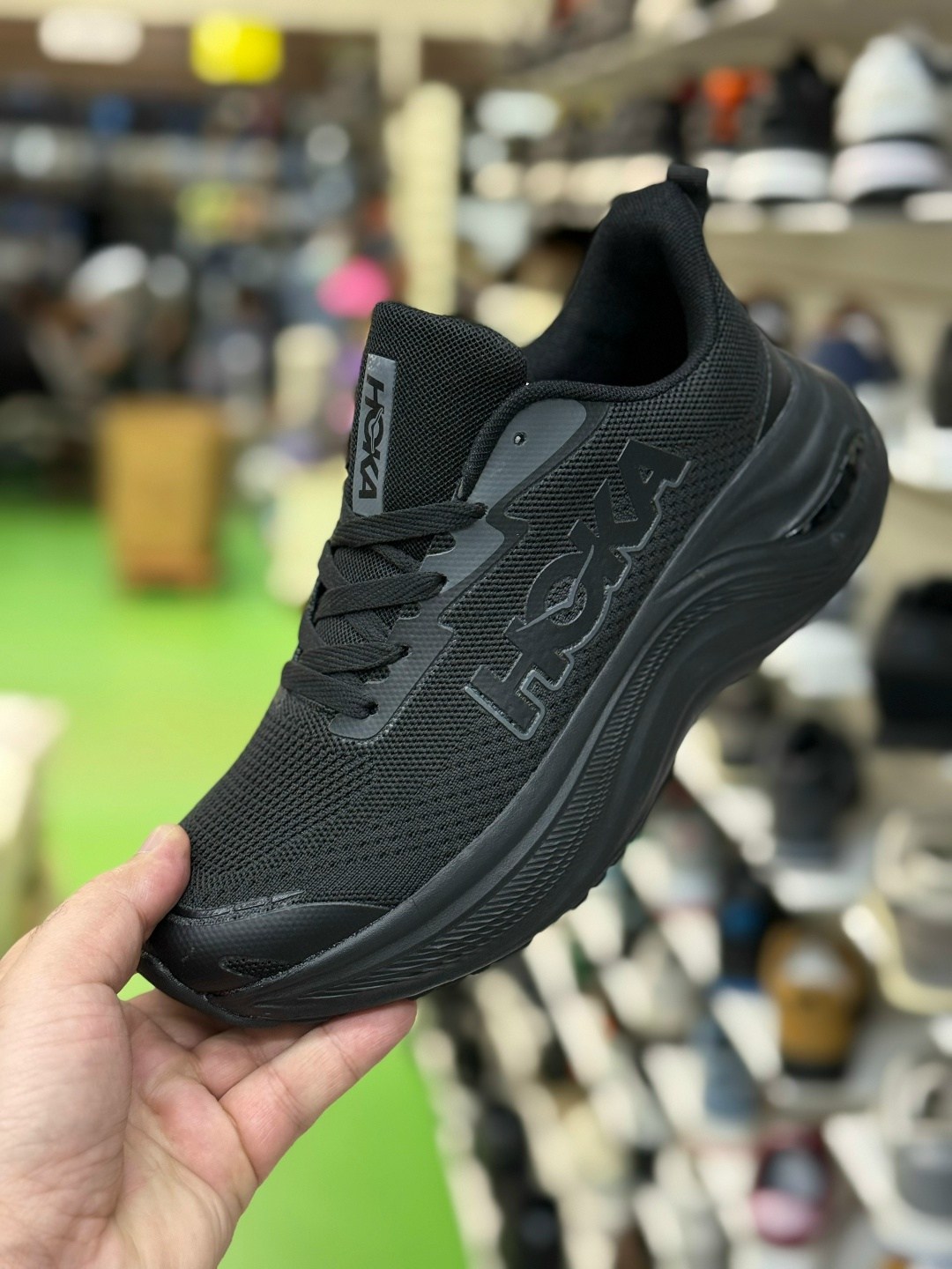 кроссовки,повседневные кроссовки,спортивная ,кроссовка,спортивные кроссовки