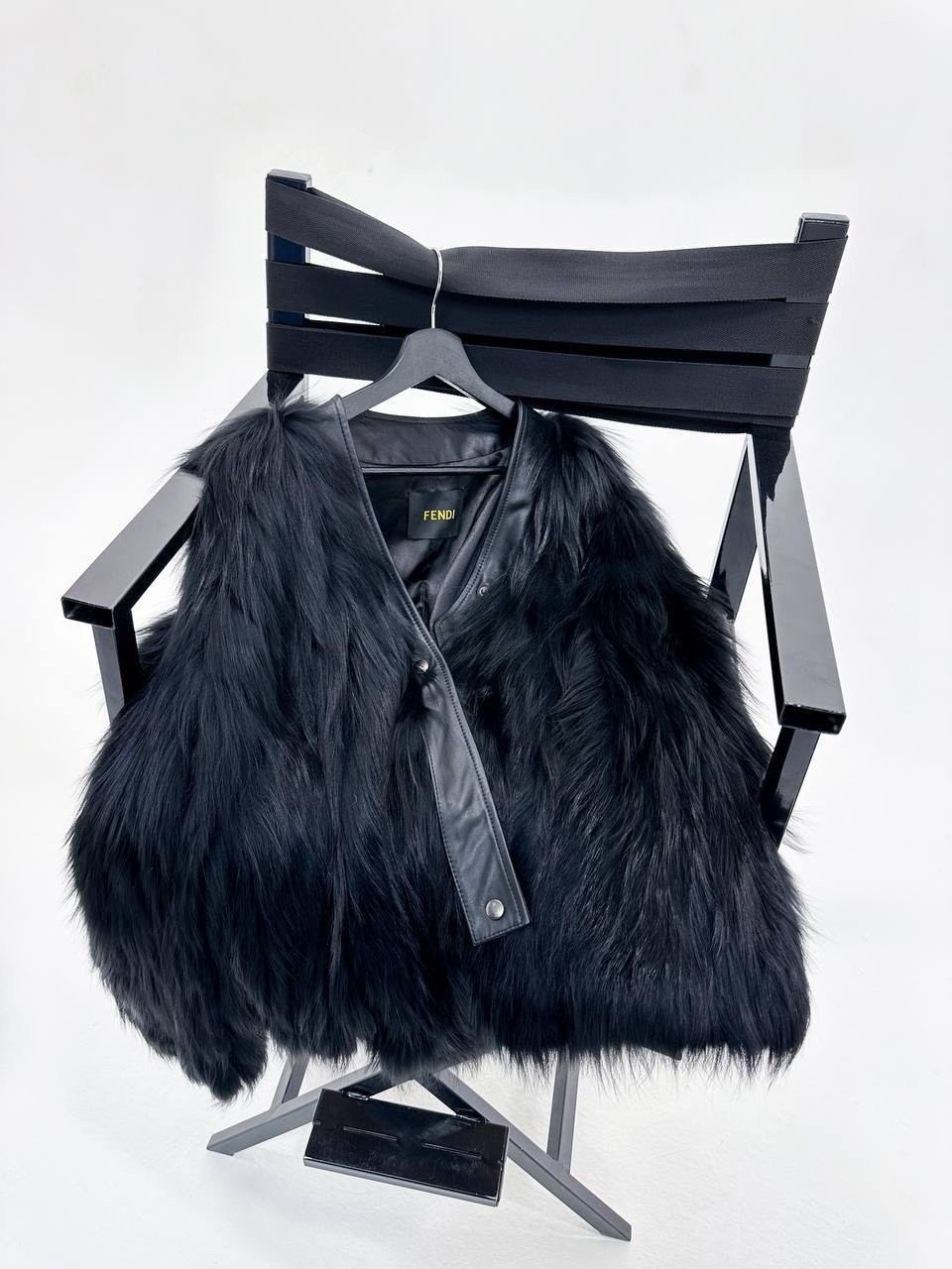 девушка,меховая куртка,фотосессии девушек,шубка,шикарная шуба из меха лисицы fendi