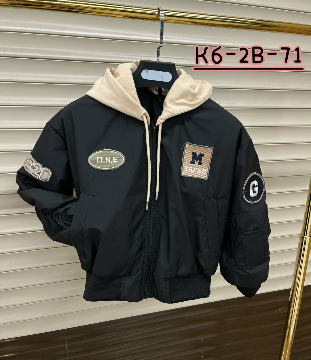 куртка стильная,куртка бомбер,куртка,демисезонная куртка,легкая куртка