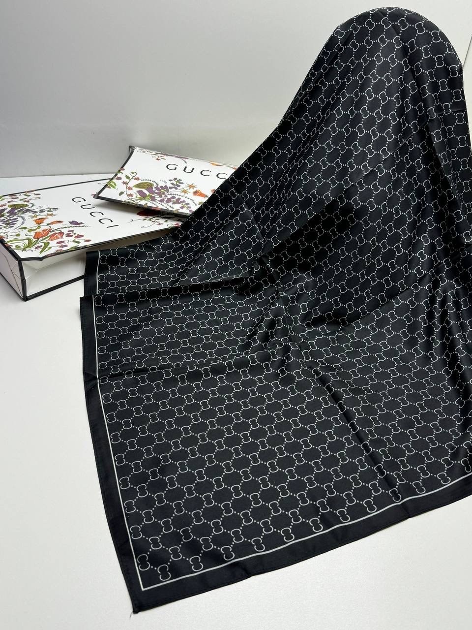 женский платок,платок gucci шелковый,платки диор,платки шарф,платок гуччи черный