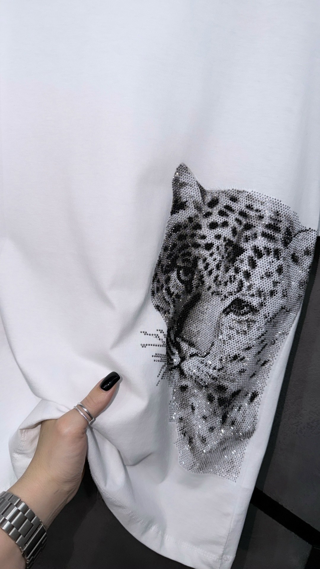 свитшот со стразами,женский свитшот,женская кофта,футболка оверсайз со стразам,футболка со стразами женская