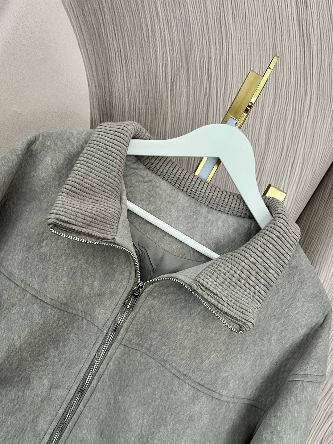 куртка замшевая,куртка кожаная,куртка,куртка бомбер,короткая куртка