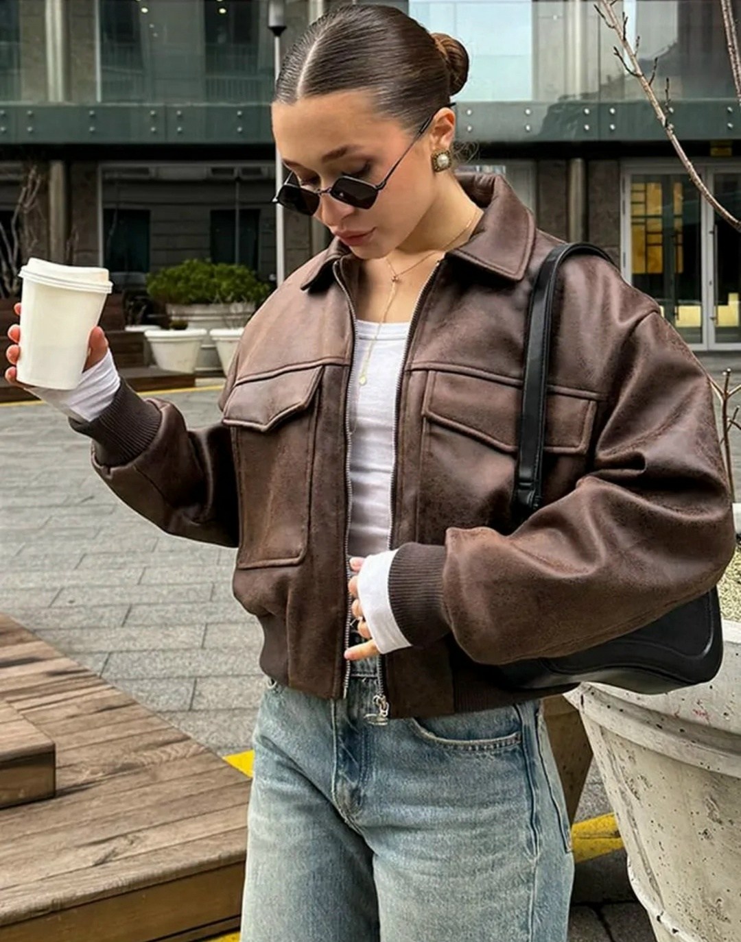 куртка бомбер из экокожи,кожаная куртка бомбер,женская кожаная куртка,бомбер женский из качественной экокожи,кожаная куртка бомбер женская