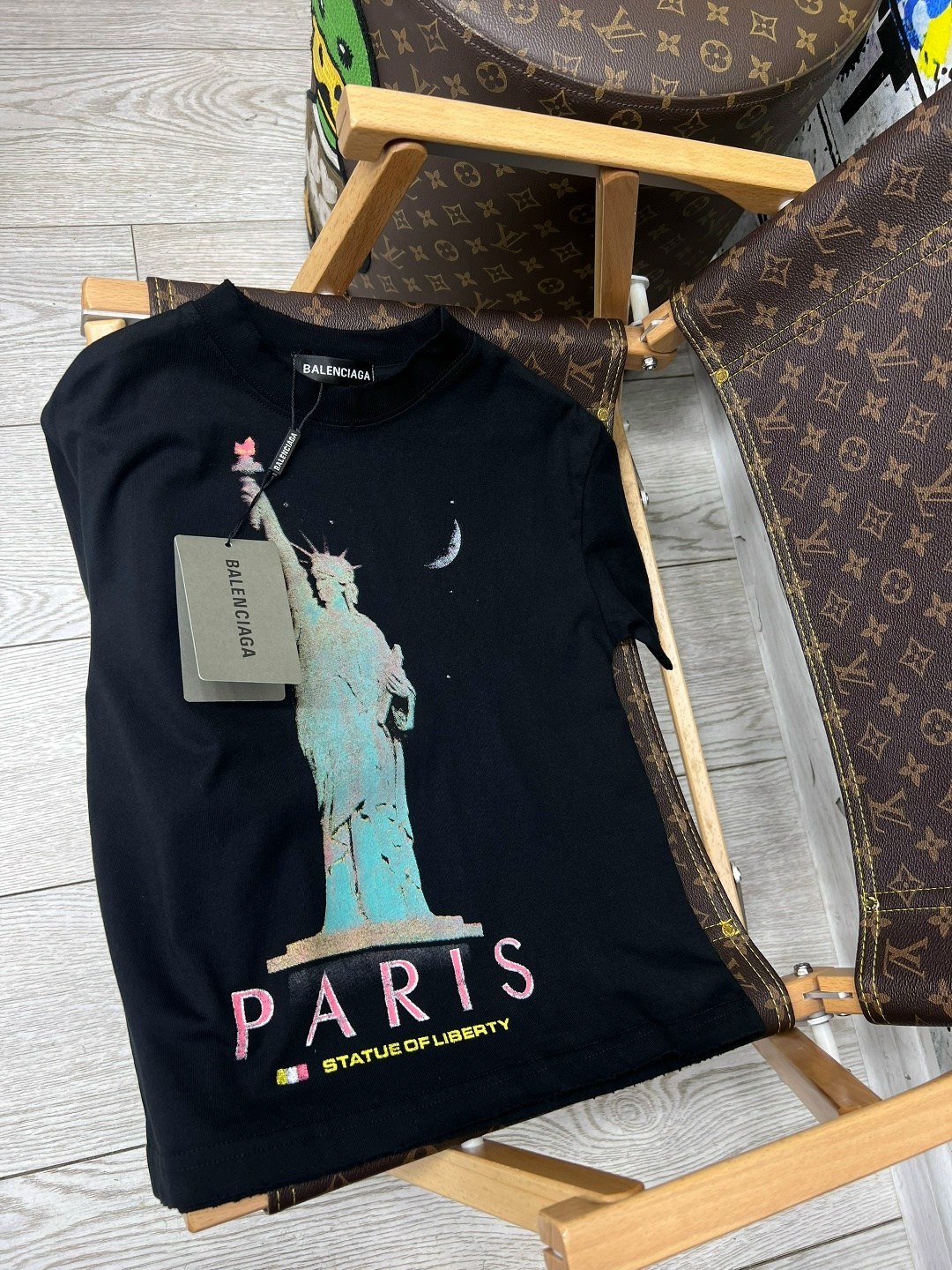 футболка louis vuitton,balenciaga paris liberty t-shirt medium fit l,дизайн футболки,майки balenciaga paris liberty t-shirt medium fit,футболки женские мужские
