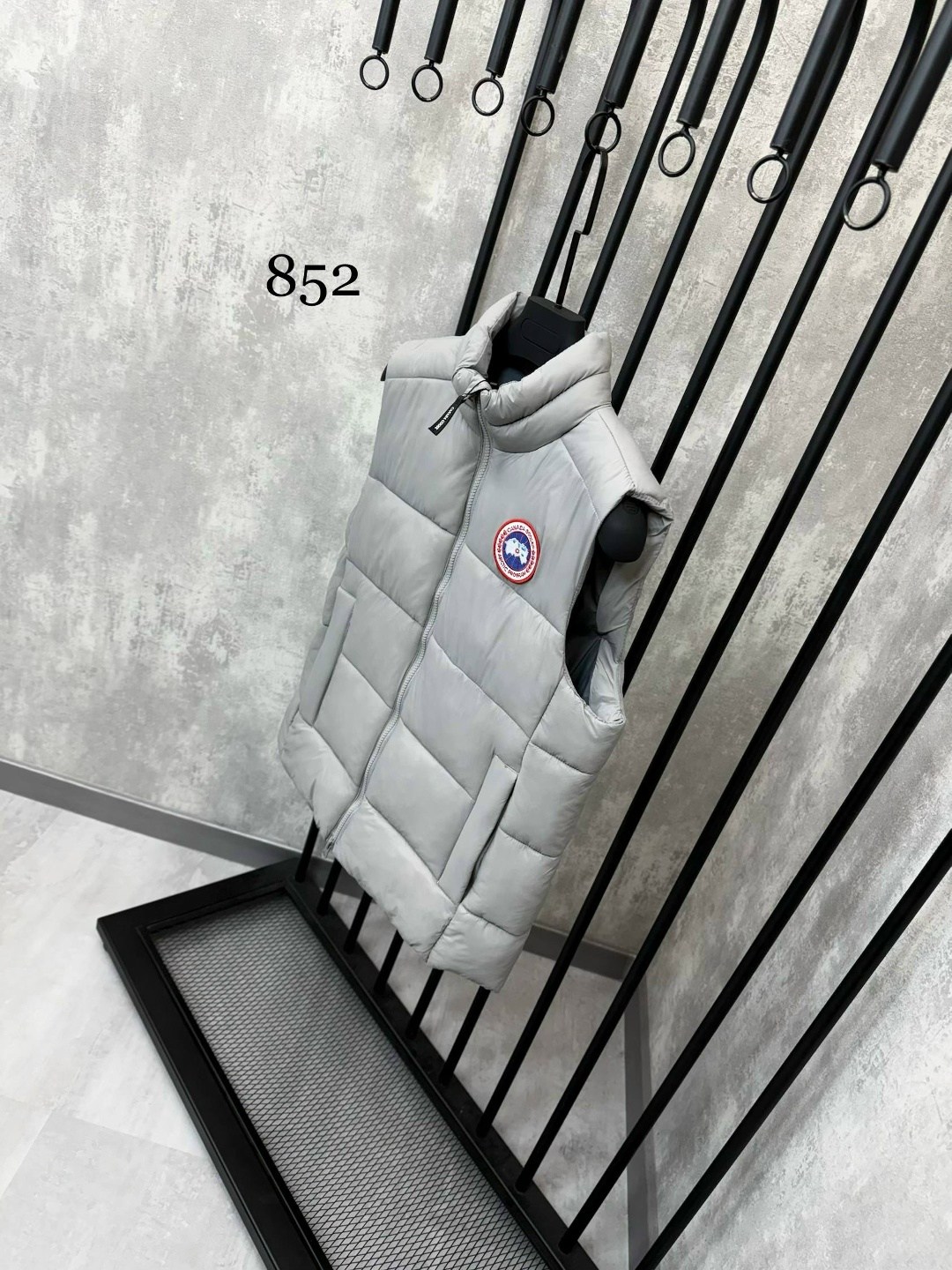 жилет утепленный canada goose,жилет canada goose,жилетка канада гус мужская,жилет,жилет мужской