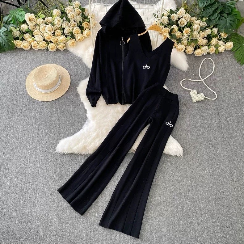 трикотажные костюмы,вязаные костюмы,костюм бежевый,женские костюмы,кашемировый костюм