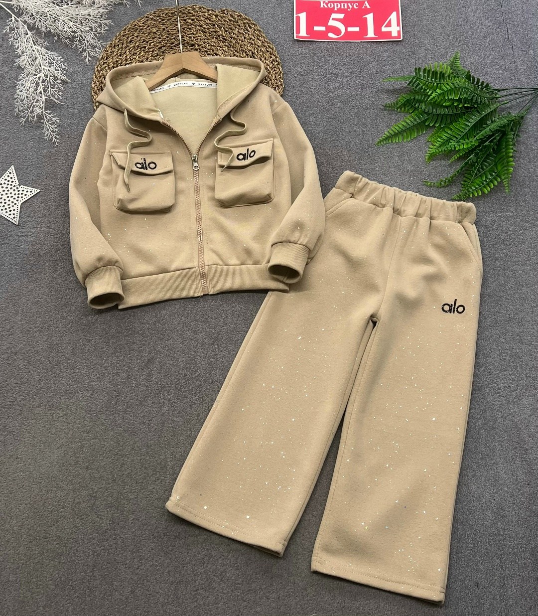 костюм спортивный для девочек,костюм женский,костюм для девочек,спортивный костюм,комплект костюм