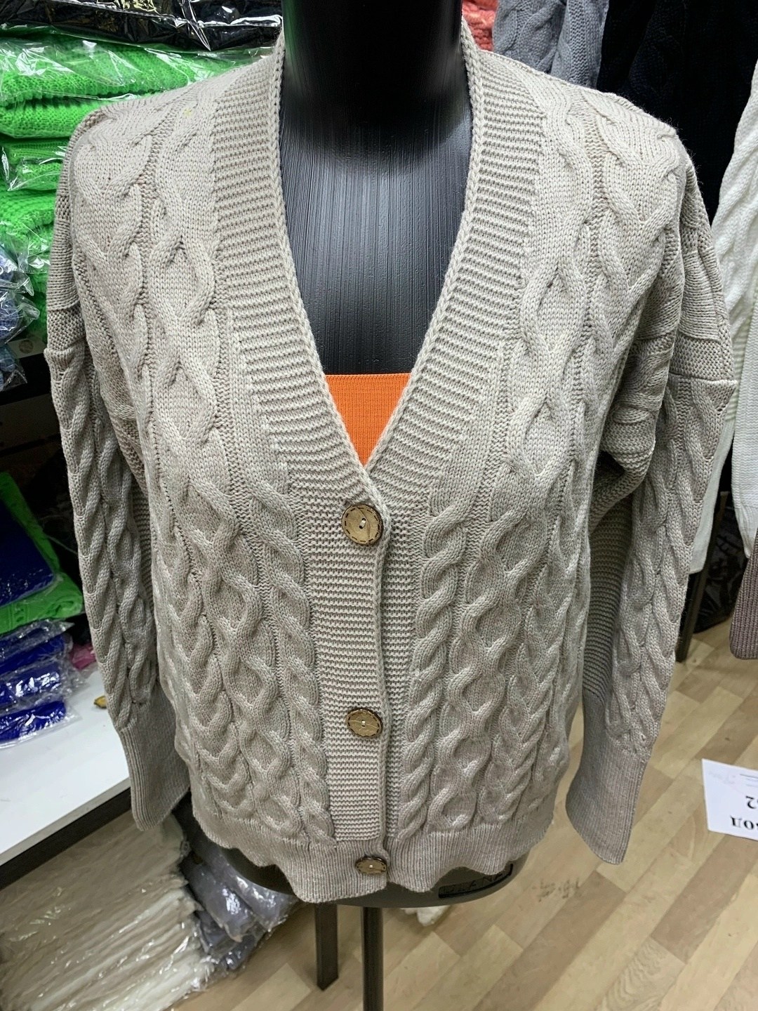 кофты женские на пуговицах вязанные спицами,вязаный кардиган,кардиган вязаный женский,кардиган женский вязаный на пуговицах,кардиган konfitop