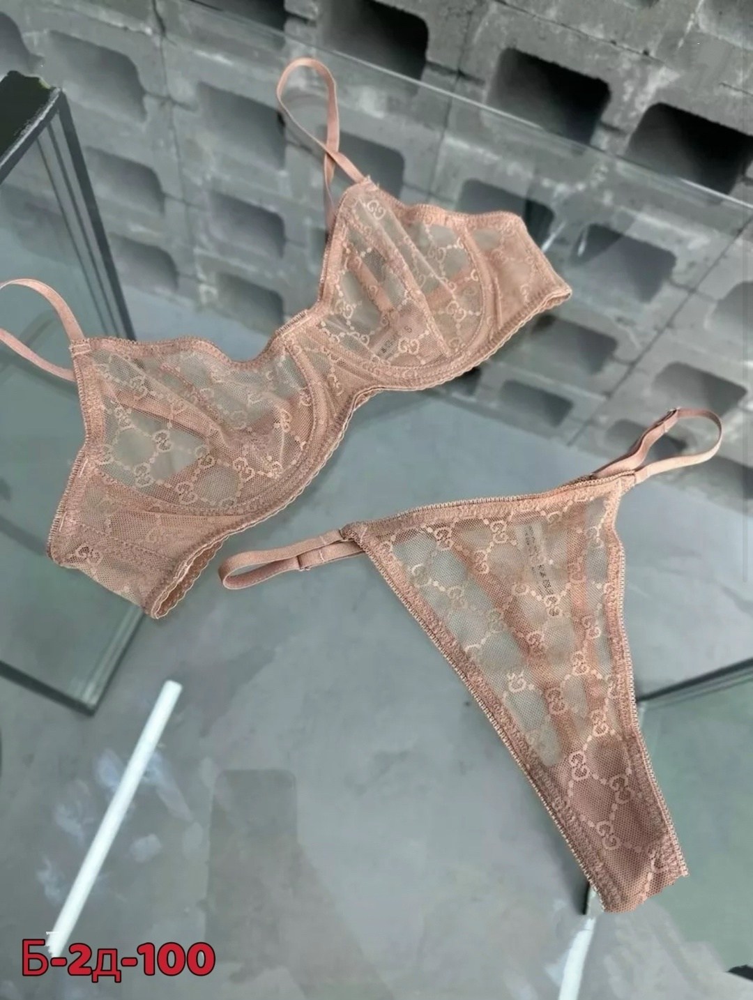 комплект нижнего белья,комплект женского нижнего белья,комплект нижнего белья прозрачное,комплект нижнего белья в сетку,комплект нижнего белья черный