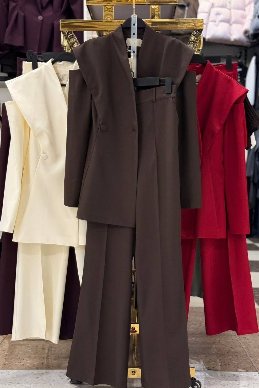 брючный костюм,женский брючный костюм,брючный костюм женский безко,костюм женский с брюками палаццо,образ с брючным костюмом