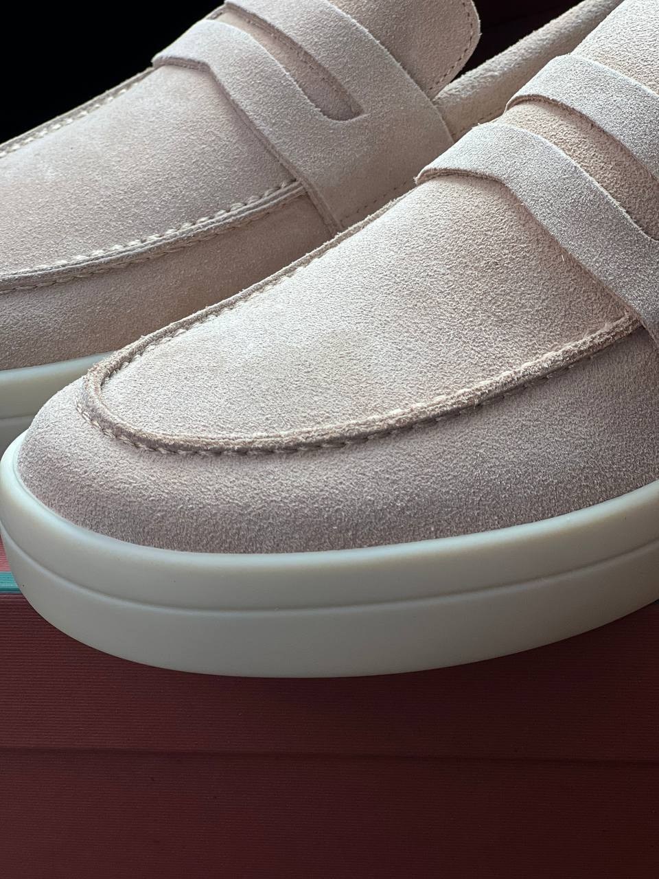 ,лоферы из натуральной замши loro piana,лоферы loro piana,лоферы мужские loro piana,замшевые лоферы loro piana