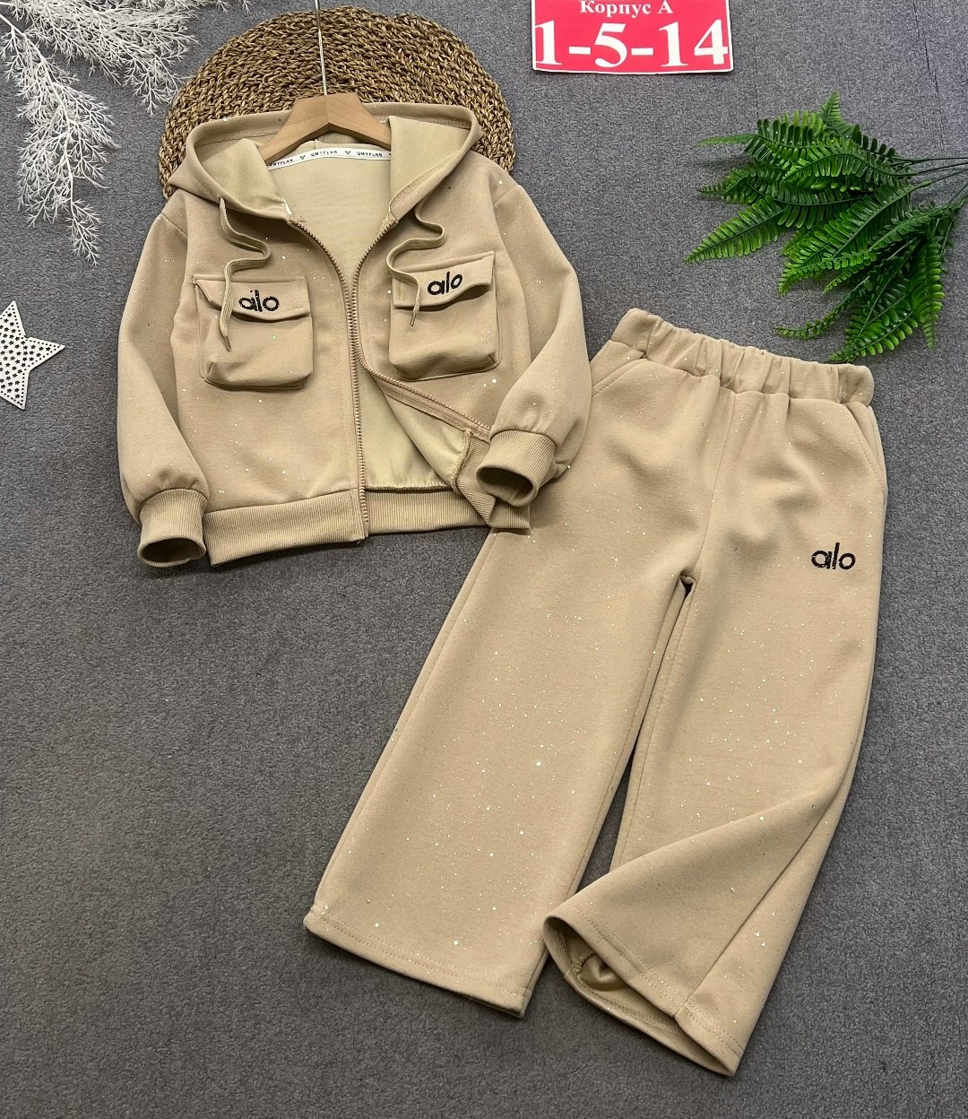 костюм спортивный для девочек,костюм женский,костюм для девочек,спортивный костюм,комплект костюм