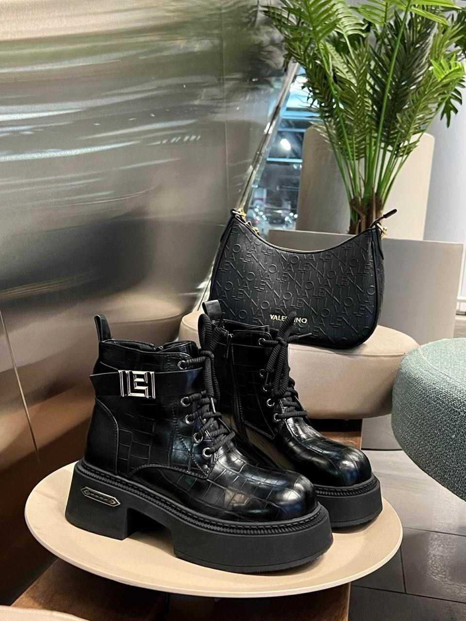 женские ботинки,,модные ботинки,ботинки на платформе,женские лакированные ботинки с пряжкой