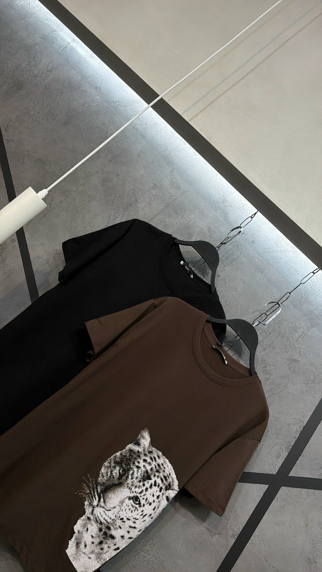 свитшот со стразами,женский свитшот,женская кофта,футболка оверсайз со стразам,футболка со стразами женская