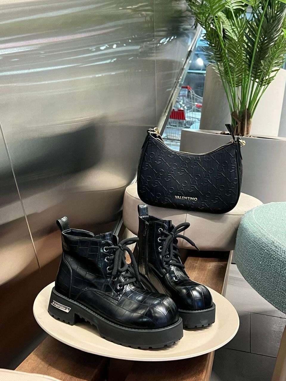 женские ботинки,,модные ботинки,ботинки на платформе,женские лакированные ботинки с пряжкой