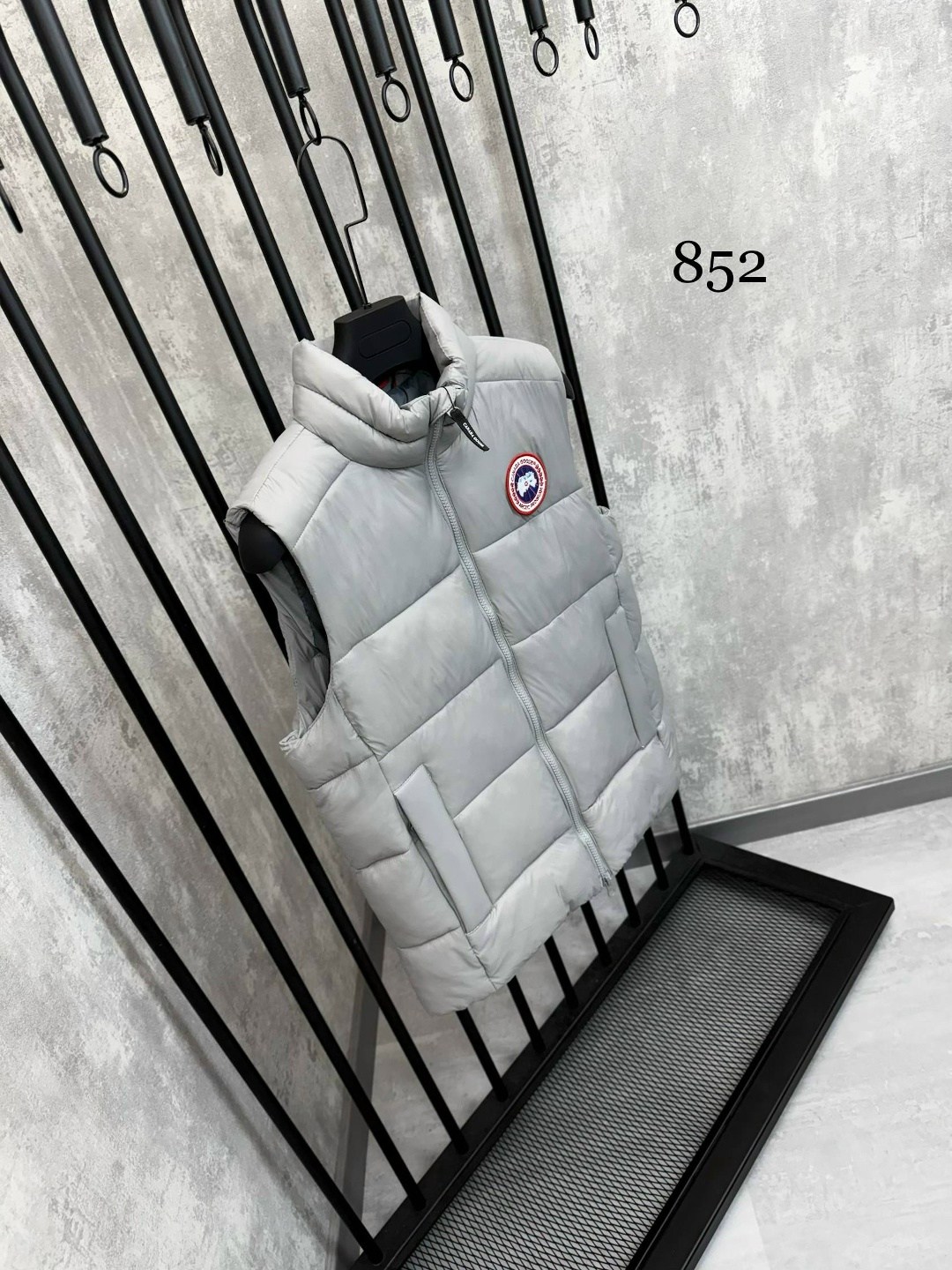 жилет утепленный canada goose,жилет canada goose,жилетка канада гус мужская,жилет,жилет мужской