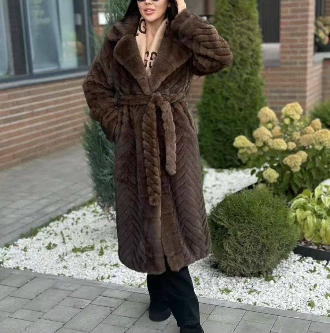 шуба искусственная женская под норку экошуба от бренда m . e . l . a .,коричневая шуба из экомеха под норку,шуба из эко меха длинная 42-48,женская шуба из экомеха,шуба искусственная зимняя экошуба под