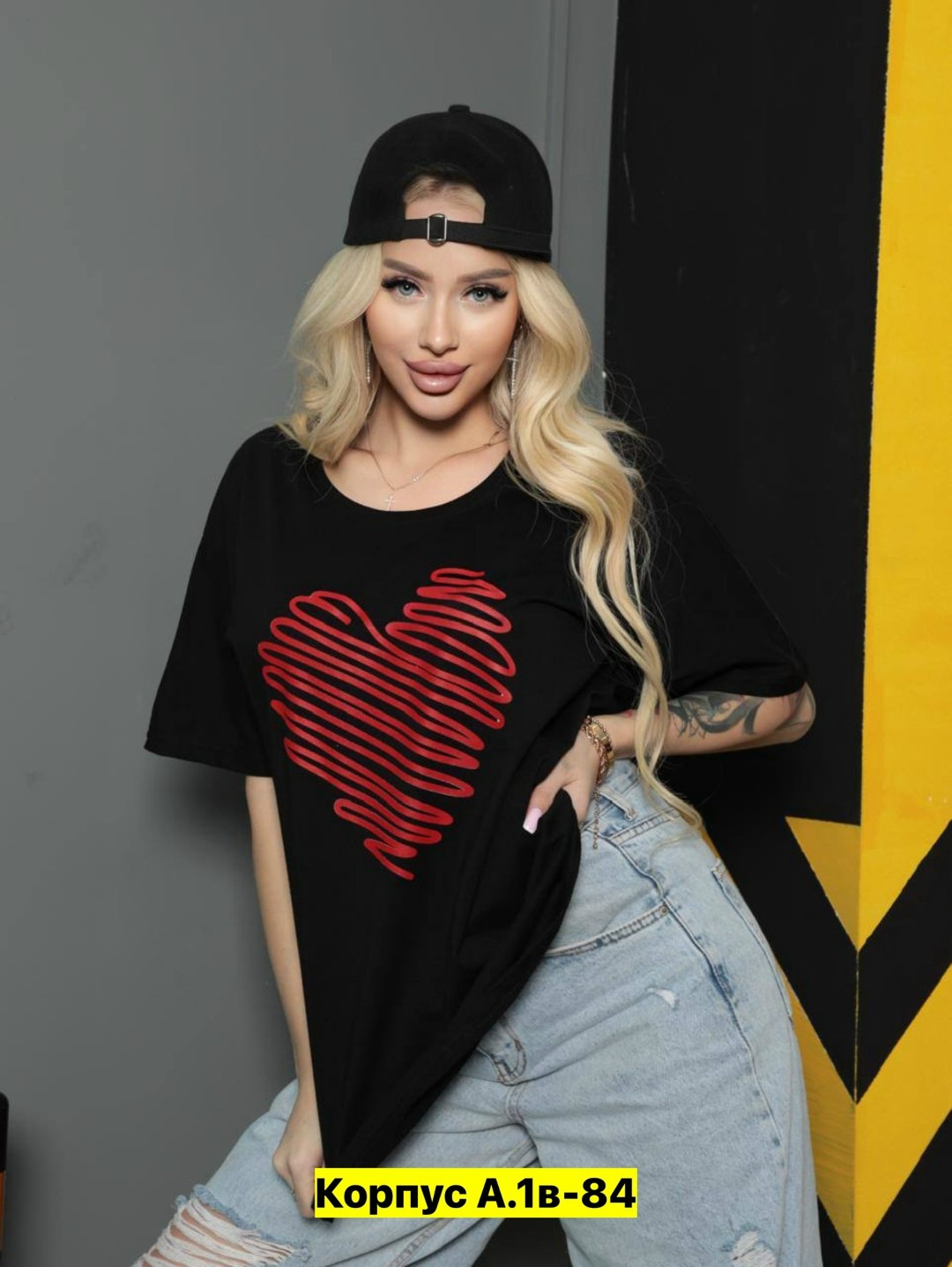 футболка оверсайз удлиненная базовая,женская футболка оверсайз,футболки оверсайз с принтами,футболки женская оверсайз с принтом,голубая футболка оверсайз